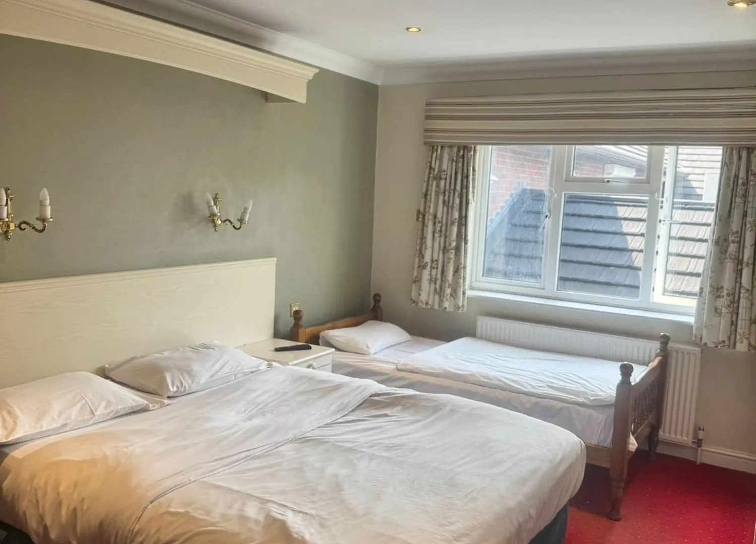 Consort Hotel Rotherham 3*,
