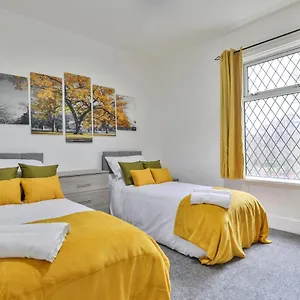 222 Psalters Lane Holiday home